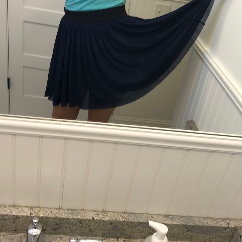 Midnight blue skirt - Picture 2 of 4